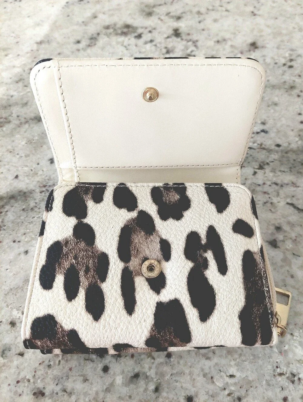 Meli Melo Paris Compartmentalized Animal Print Wallet NWOT